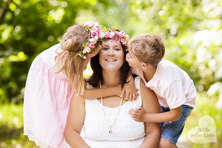 besondere-familienfotos-berlin-familienfotografie-kinderfotografie-bilder-voller-liebe